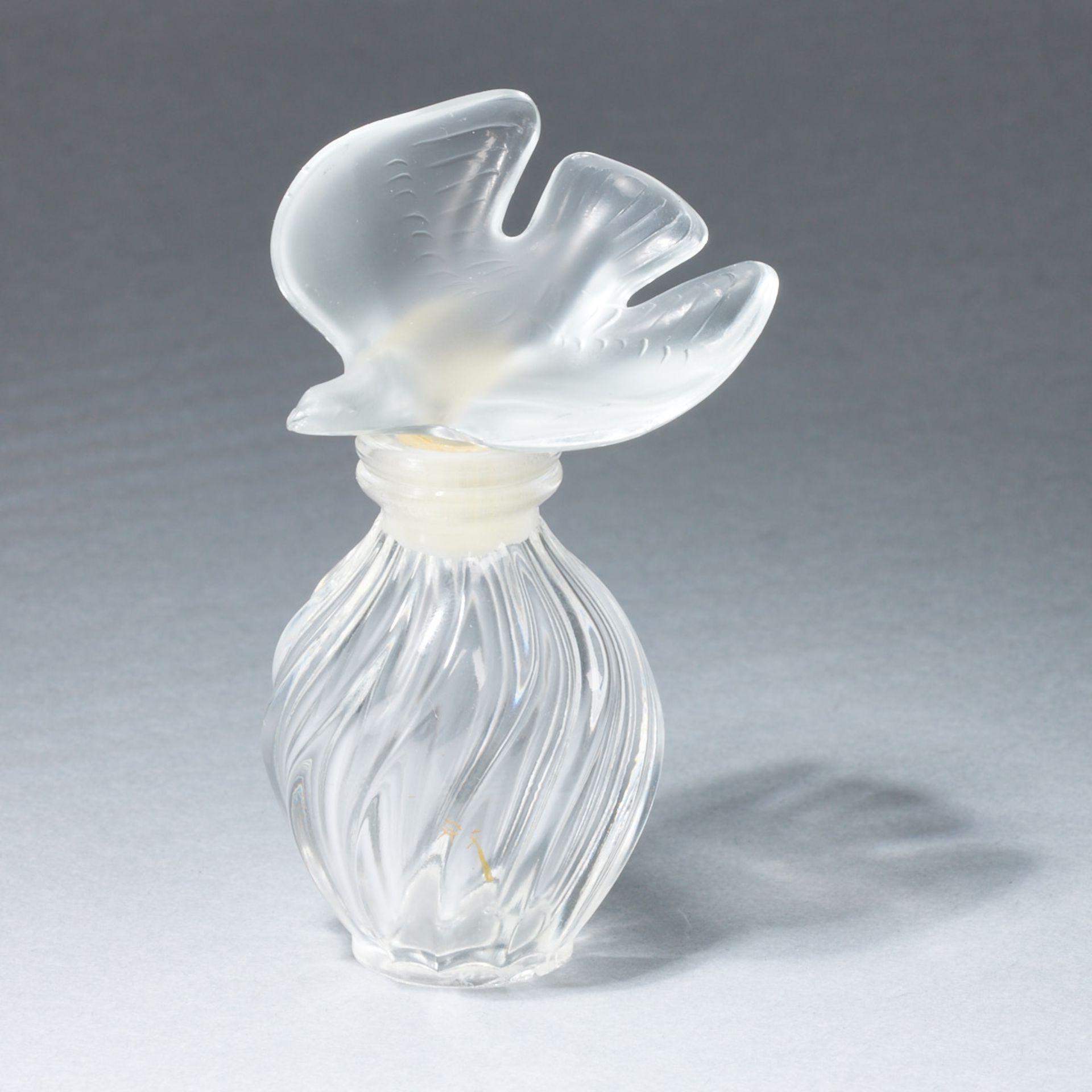 Flakon mit Taube - Nina Ricce "L'Air du Temps". Lalique, Wingen-sur-Moder.