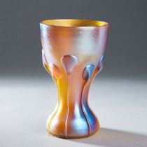 Vase Favrile. Louis Comfort Tiffany & Co., New York um 1900.