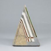 Hans Peter Mader - Pyramide