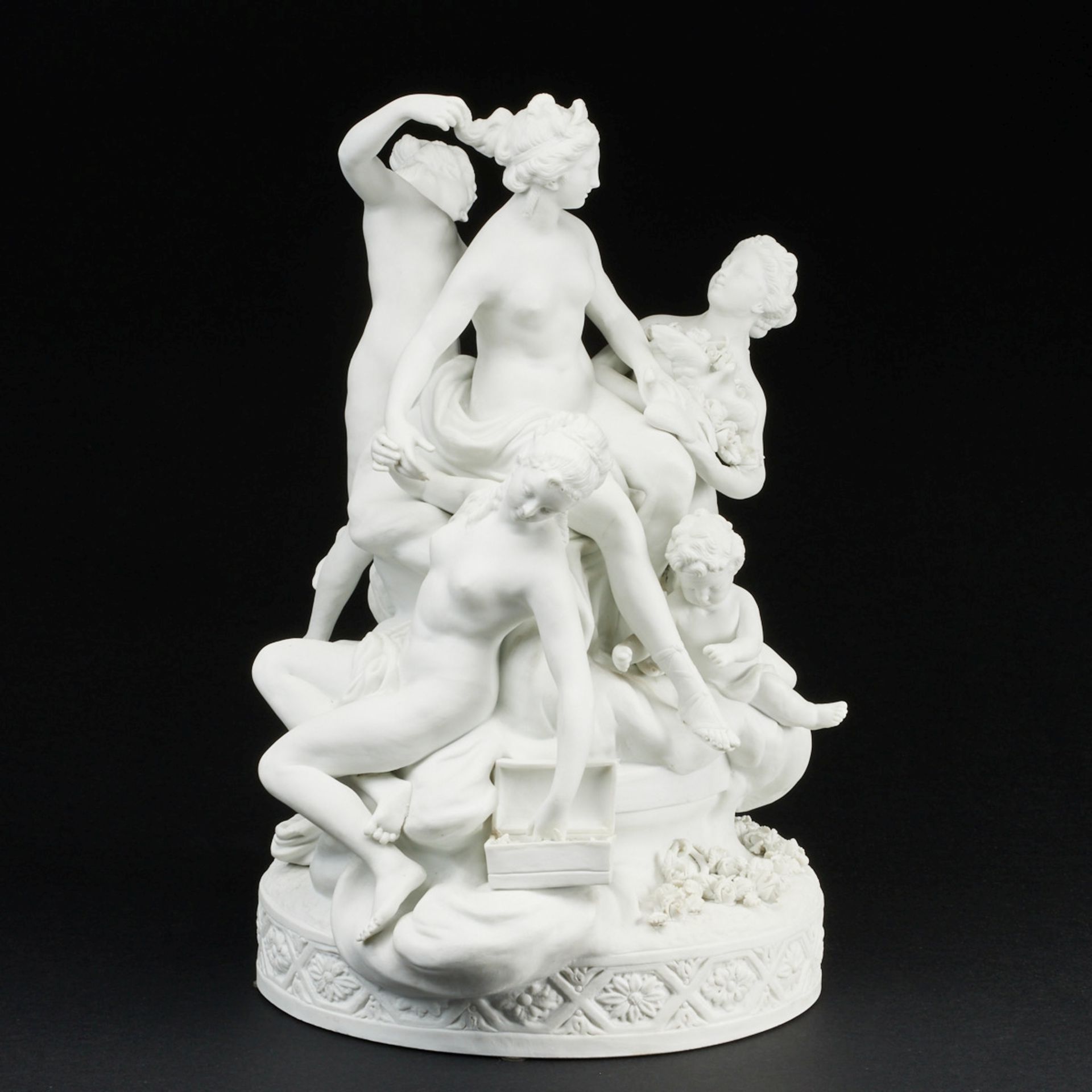 Figurengruppe Toilette der Venus / La Toilette de Venus. Manufacture Nationale de Porcelaine, Sèvres