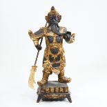 Eine stehende Bronzefigur von Guanyu