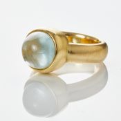 Designer Ring mit Aquamarin-Cabochon
