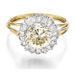 Juwelier Schilling Ring mit Fancy gelbem Brillant von über 3 Carat