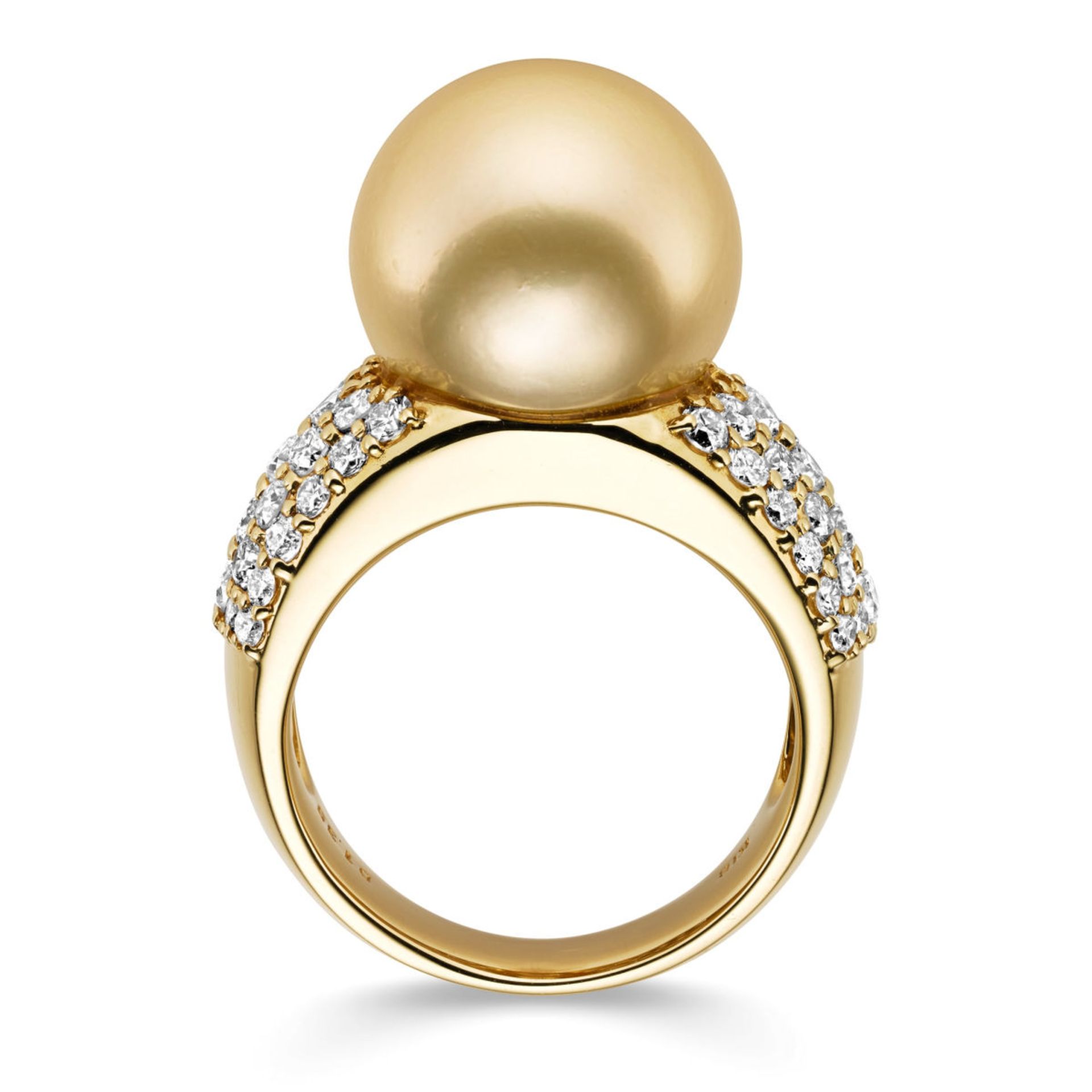 South Sea pearl ring with diamonds