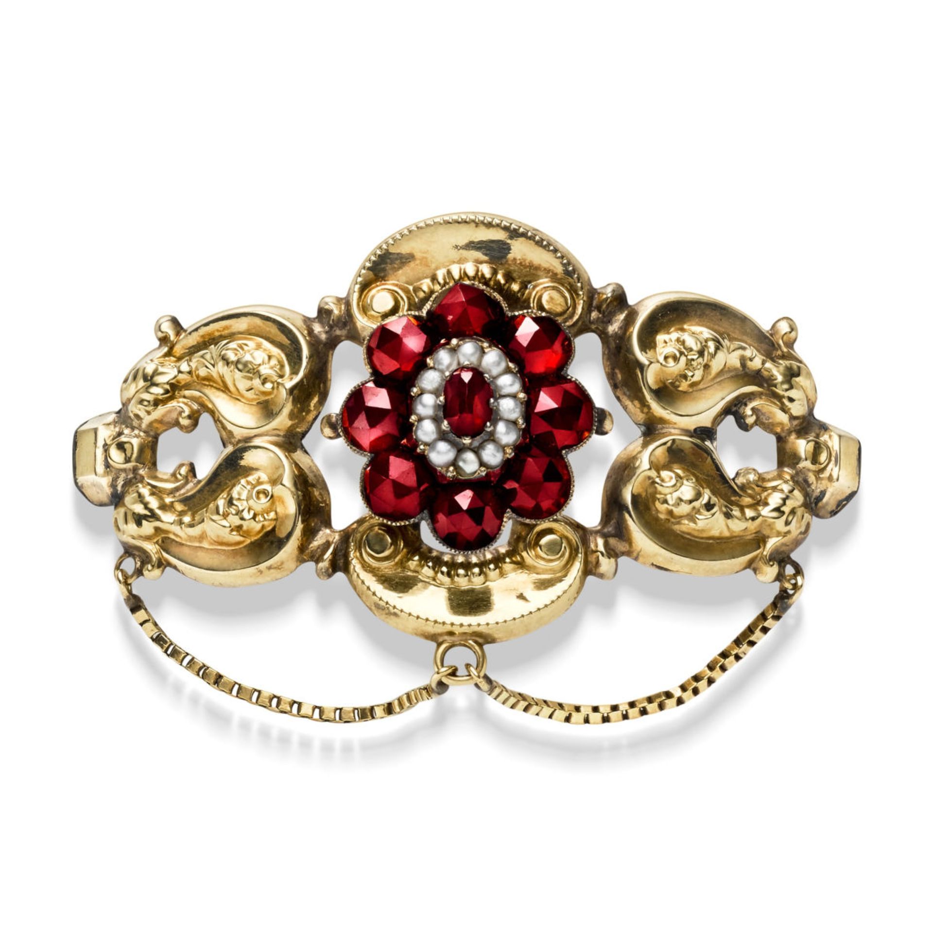 Biedermeier garnet brooch with pearls 