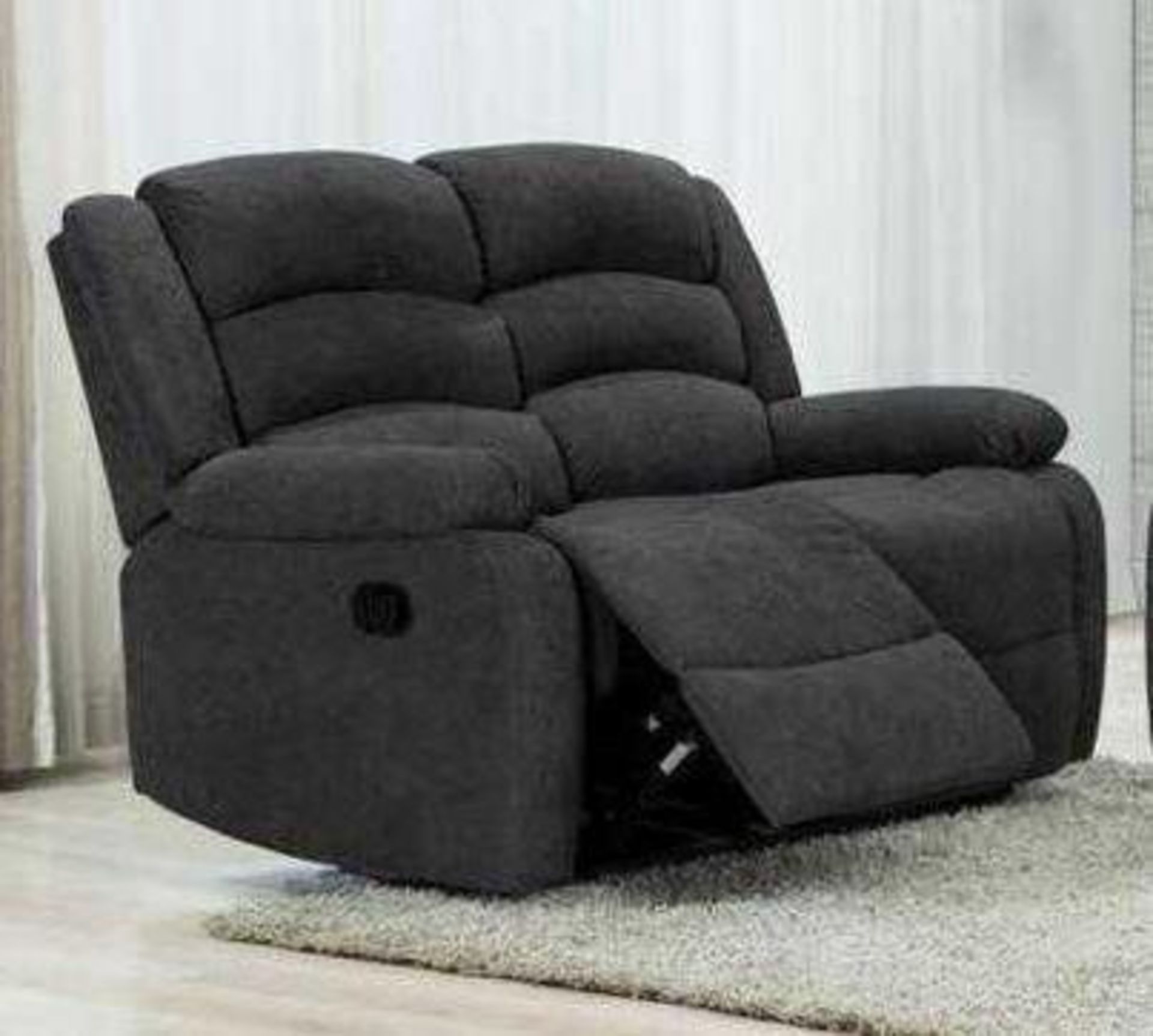 BRAND NEW Malaga 3 + 2 seater manual recliner suite. RRP:£1,599 - Image 2 of 3