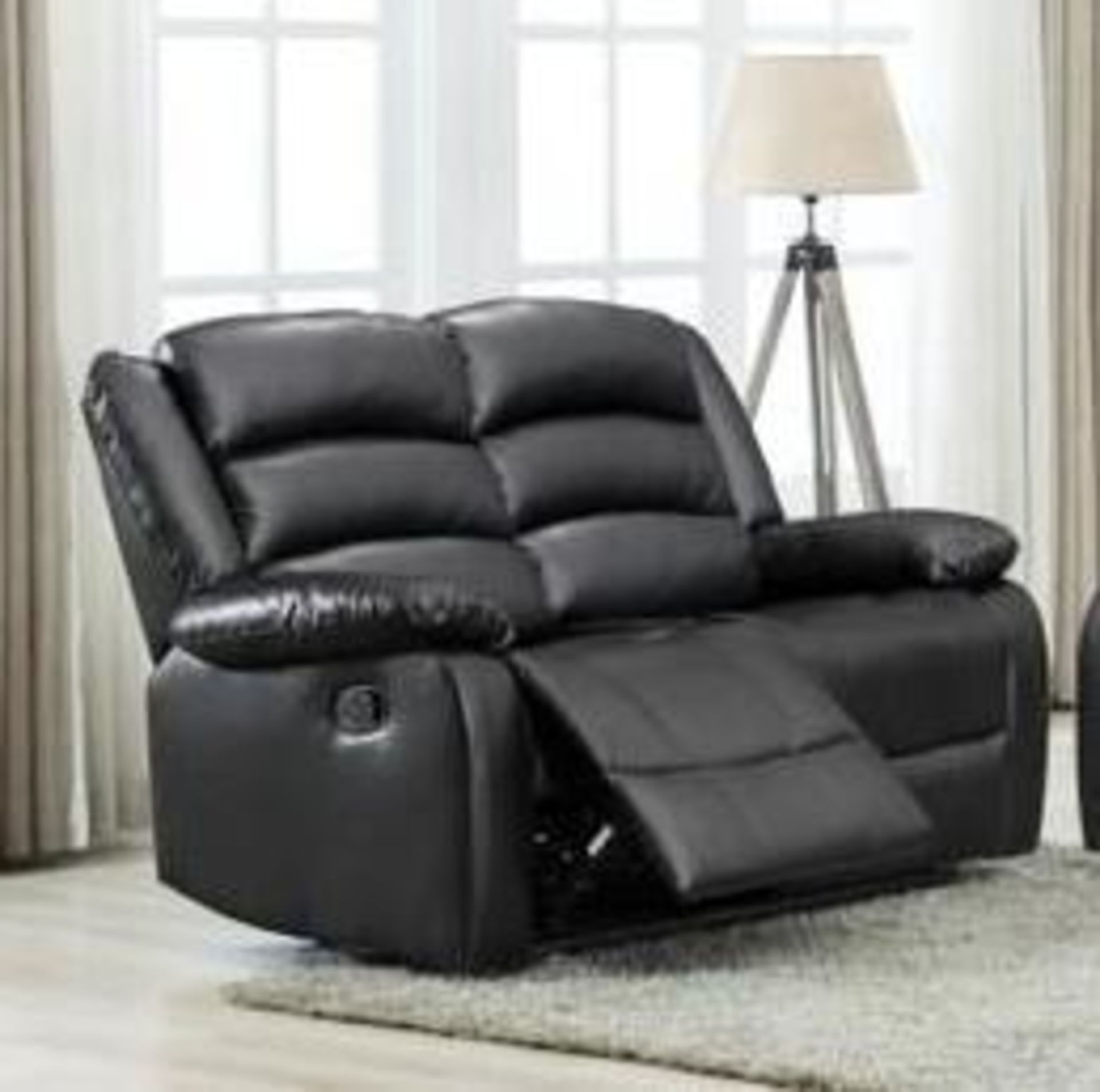 BRAND NEW Malaga leather 3 + 2 seater manual recliner suite. RRP:£1,599 - Image 2 of 4