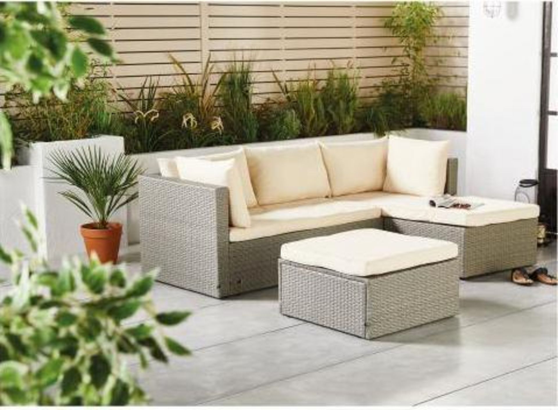 *NO VAT ON HAMMER* BRAND NEW Grey and Cream Outdoor corner sofa.