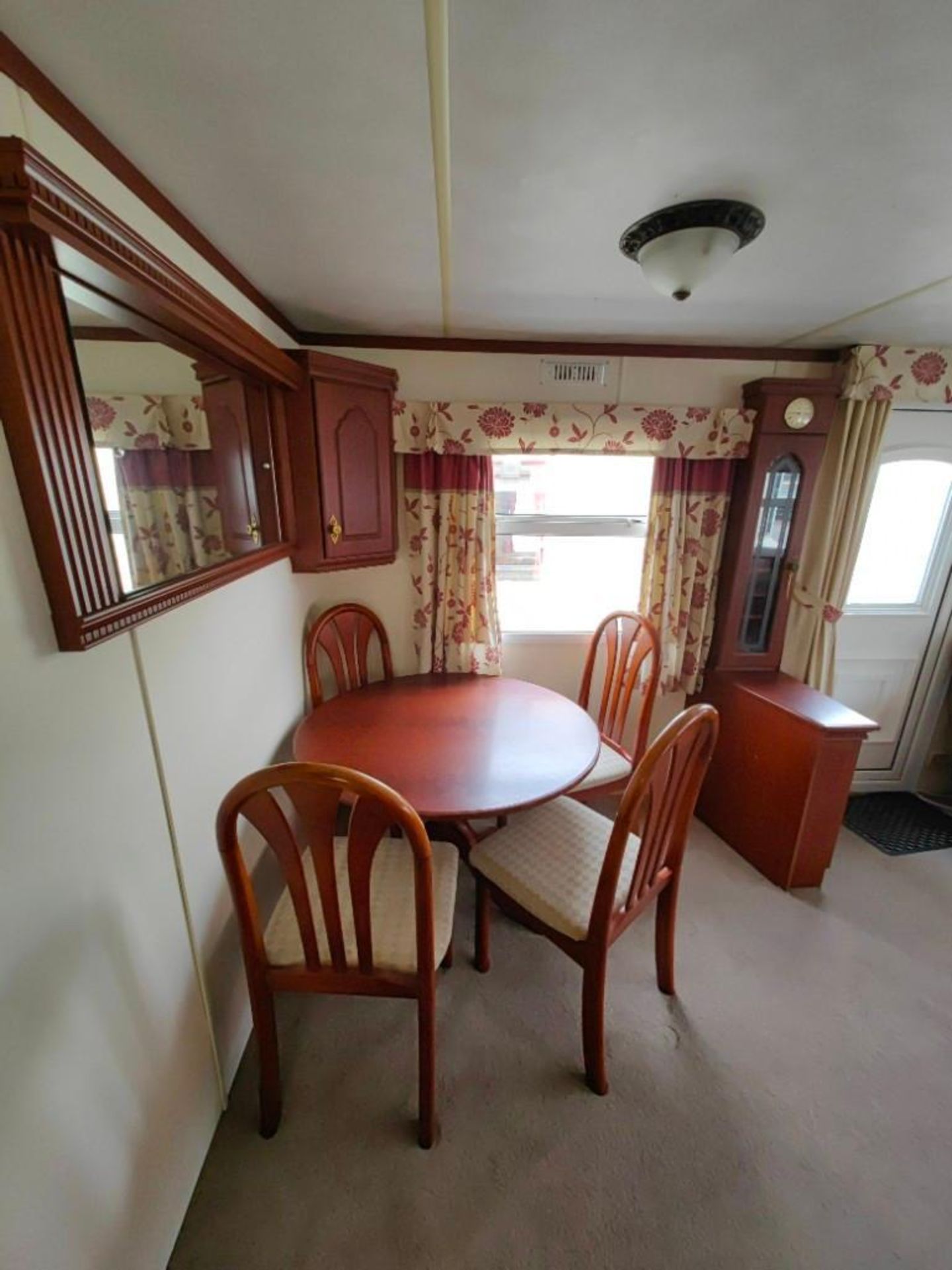 Willerby Manor Static Caravan - Image 21 of 25