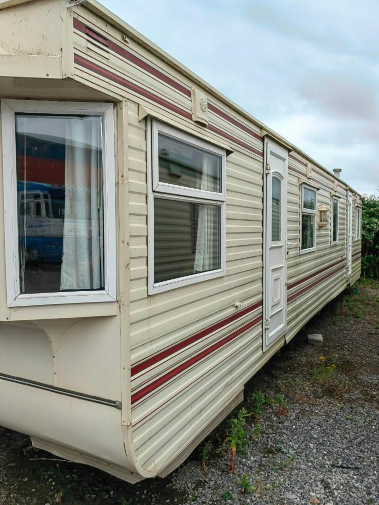 Willerby Manor Static Caravan - Image 2 of 25