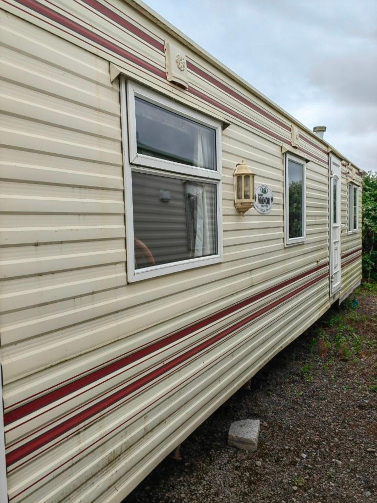 Willerby Manor Static Caravan - Image 3 of 25