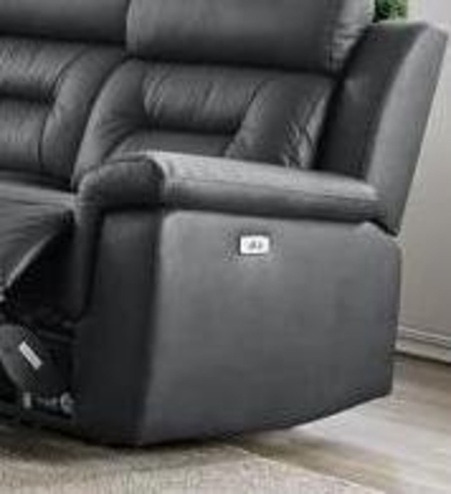 * BRAND NEW* Milano Leather Electric Recliner Collection 3 Seater in Black. - Image 2 of 2