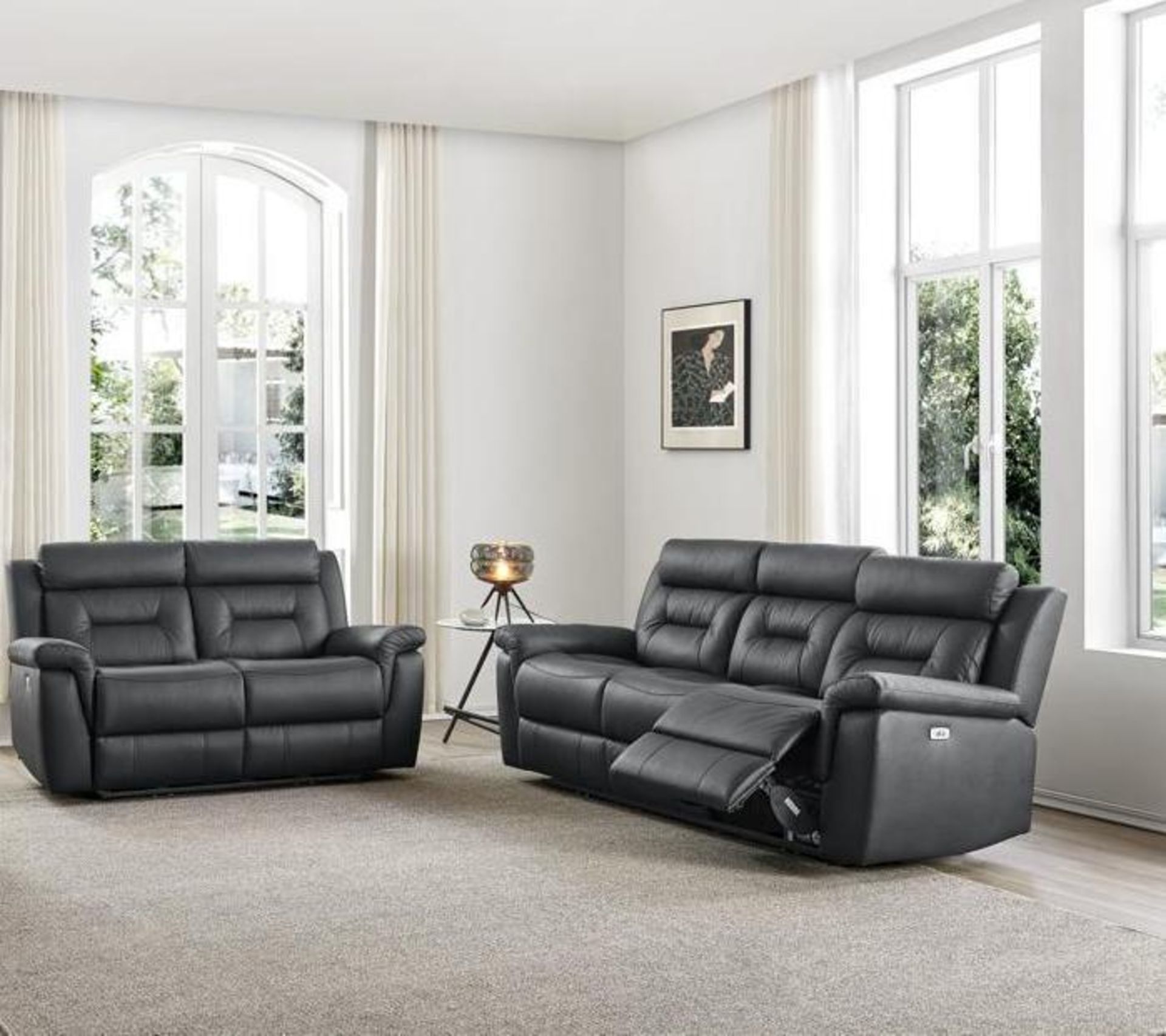 *BRAND NEW* Milano Leather Electric Recliner Collection 3 + 2 in Black.