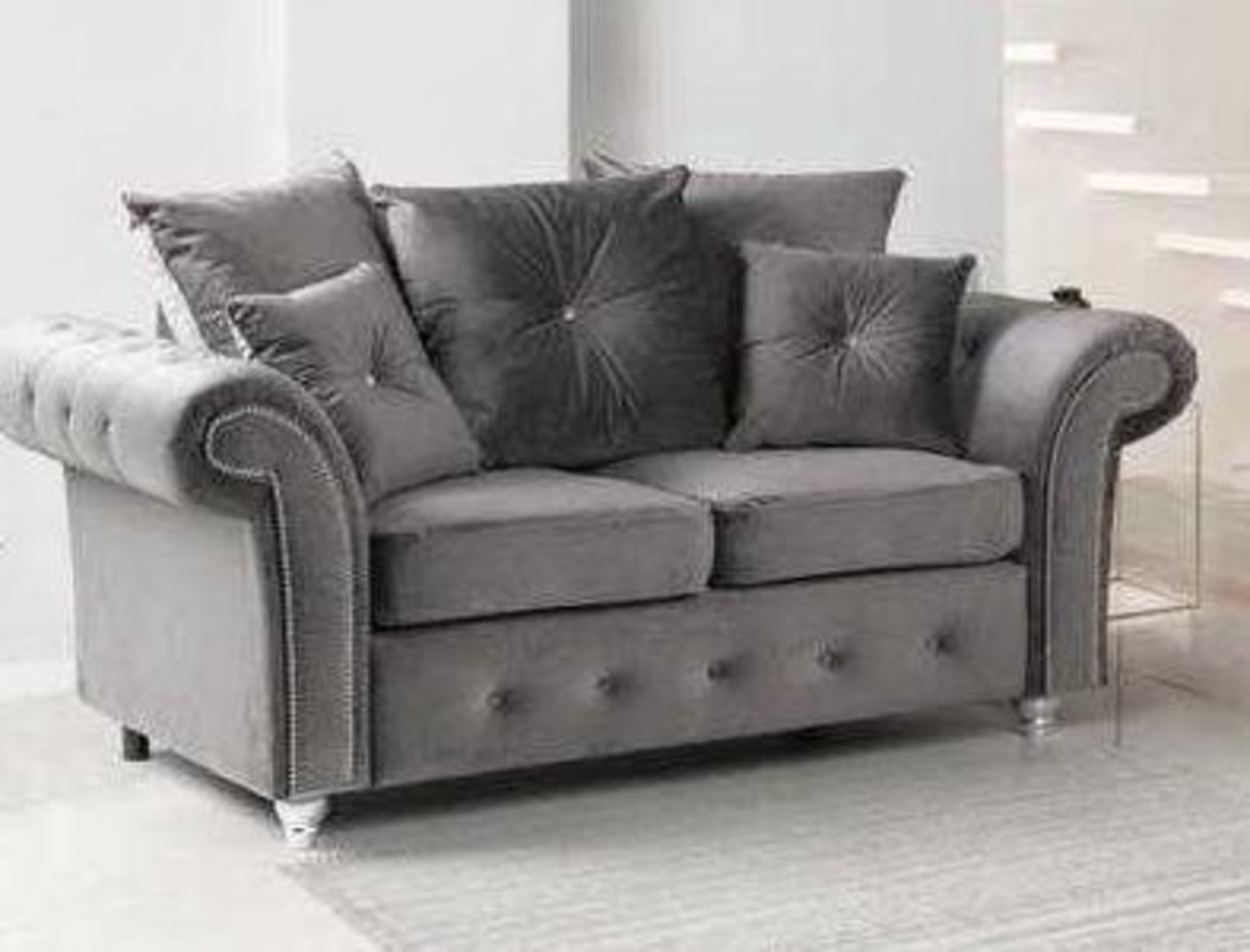 BRAND NEW Bedford 2 seater sofa. RRP: £749