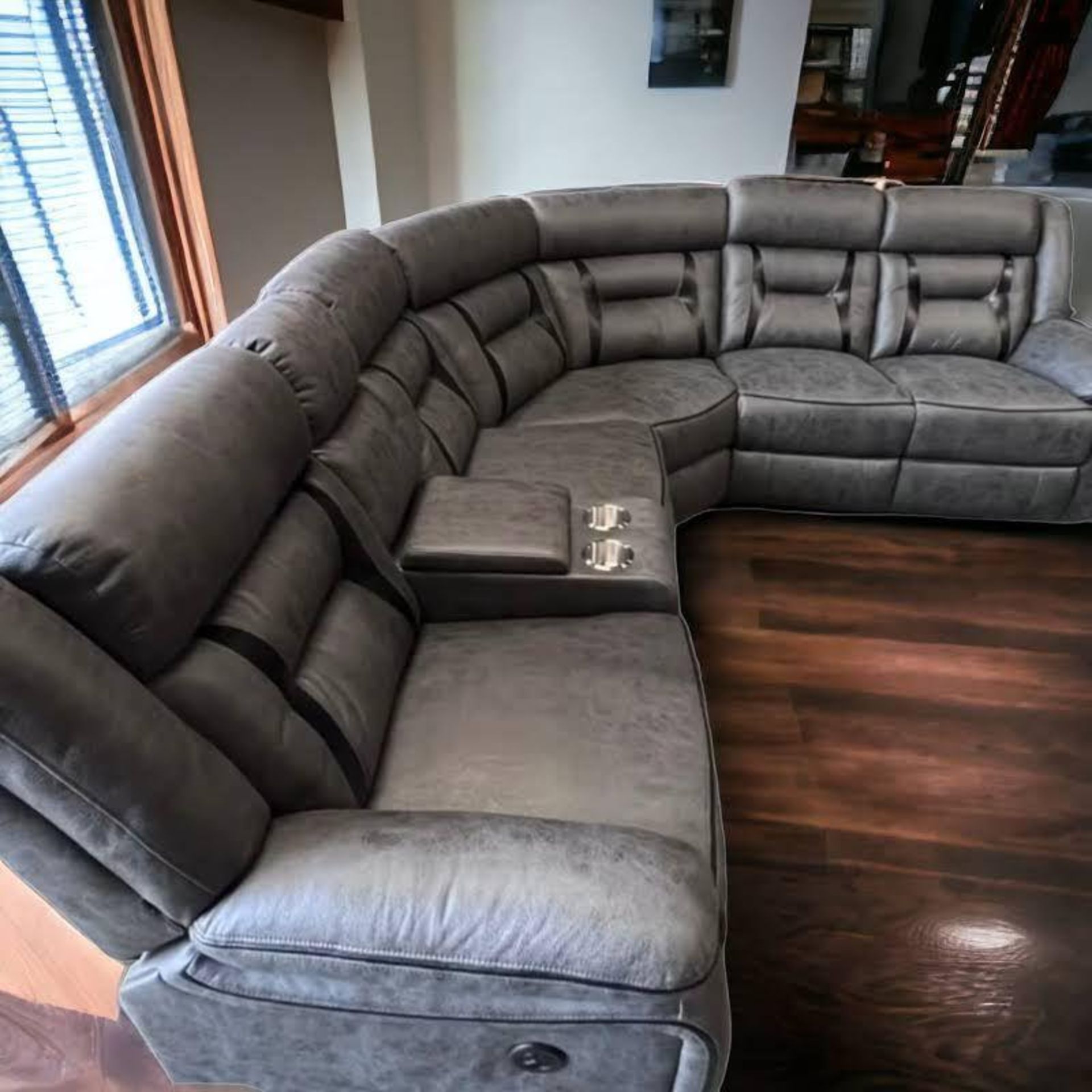 BRAND NEW NOVA CORNER SOFA IN GREY. - Image 7 of 8