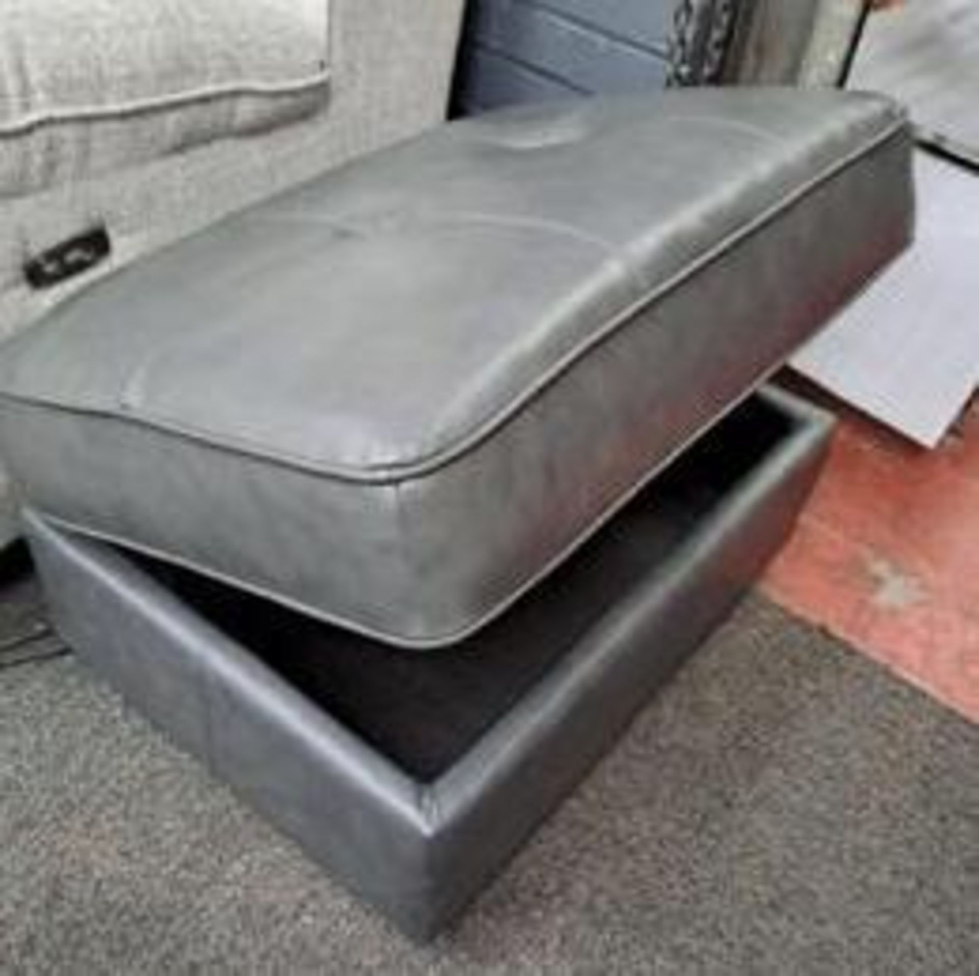 *EX DISPLAY* Endurance Oakley storage footstall in antique grey leather.