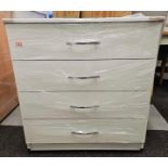 *BRAND NEW* 4 drawer chest in white.