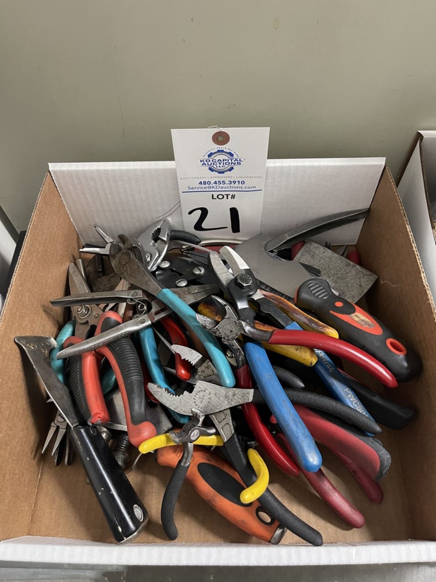 Pliers, Scraper, Snippers