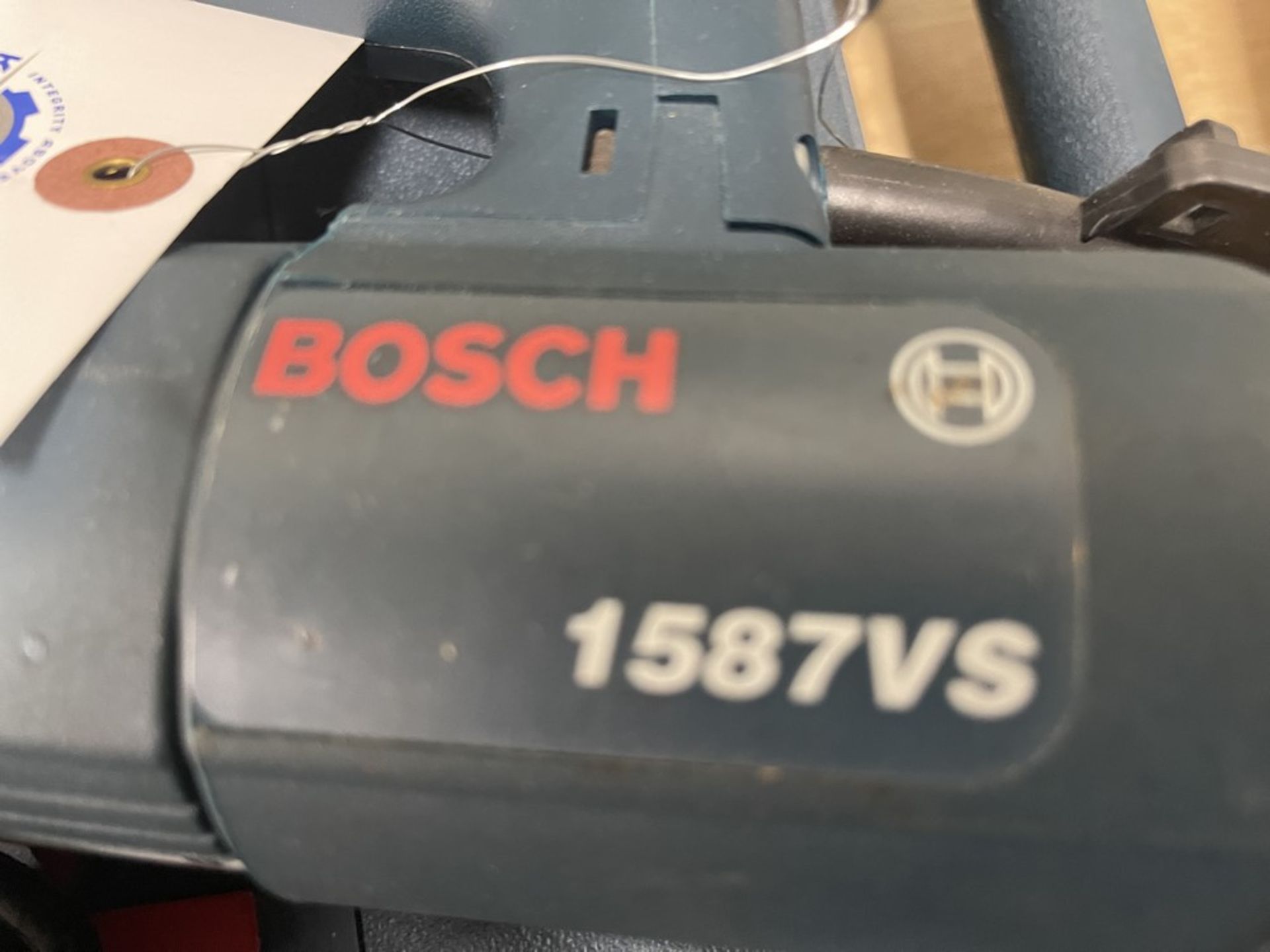 Bosch 1587VS Variable Speed Jigsaw - Image 2 of 2