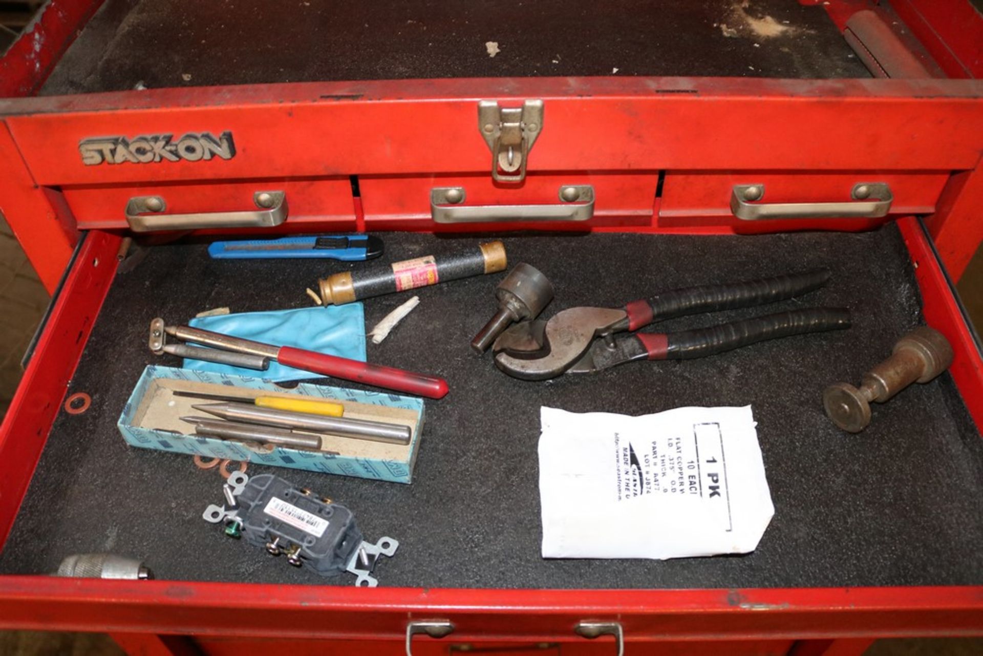 Stackon Rolling Tool Box with Contents "Pnuematic Tools, Tooling, Handtools and Others" - Image 3 of 8