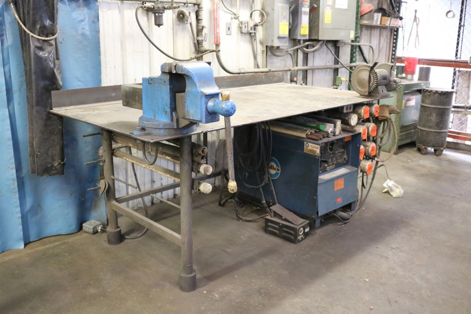 Heavy Duty Steel Welders Work Table with Industrial Heavy Duty 8" Vise and Buffalo 8" Electric Bench - Image 7 of 7