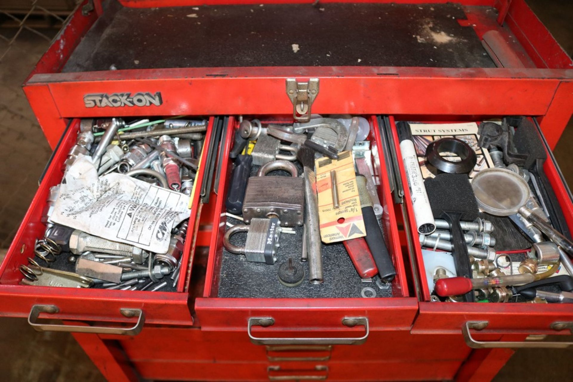 Stackon Rolling Tool Box with Contents "Pnuematic Tools, Tooling, Handtools and Others" - Image 2 of 8