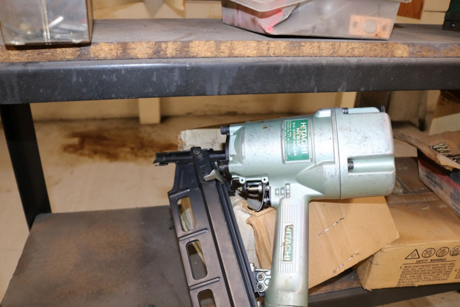 Hitachi NR-83A, 3 1/4" Strip Nailer with Various Nails - Image 5 of 9