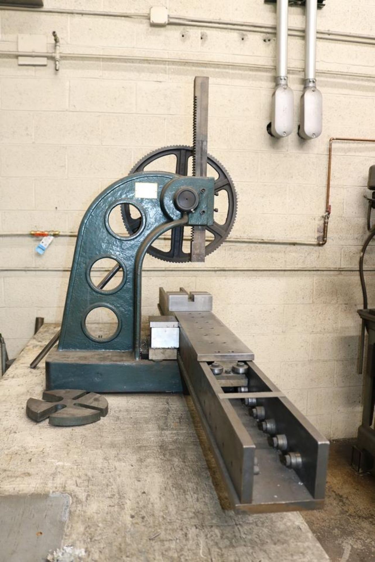 5 Ton Washington Arbor Press with Large Metal Fixture - Image 6 of 9