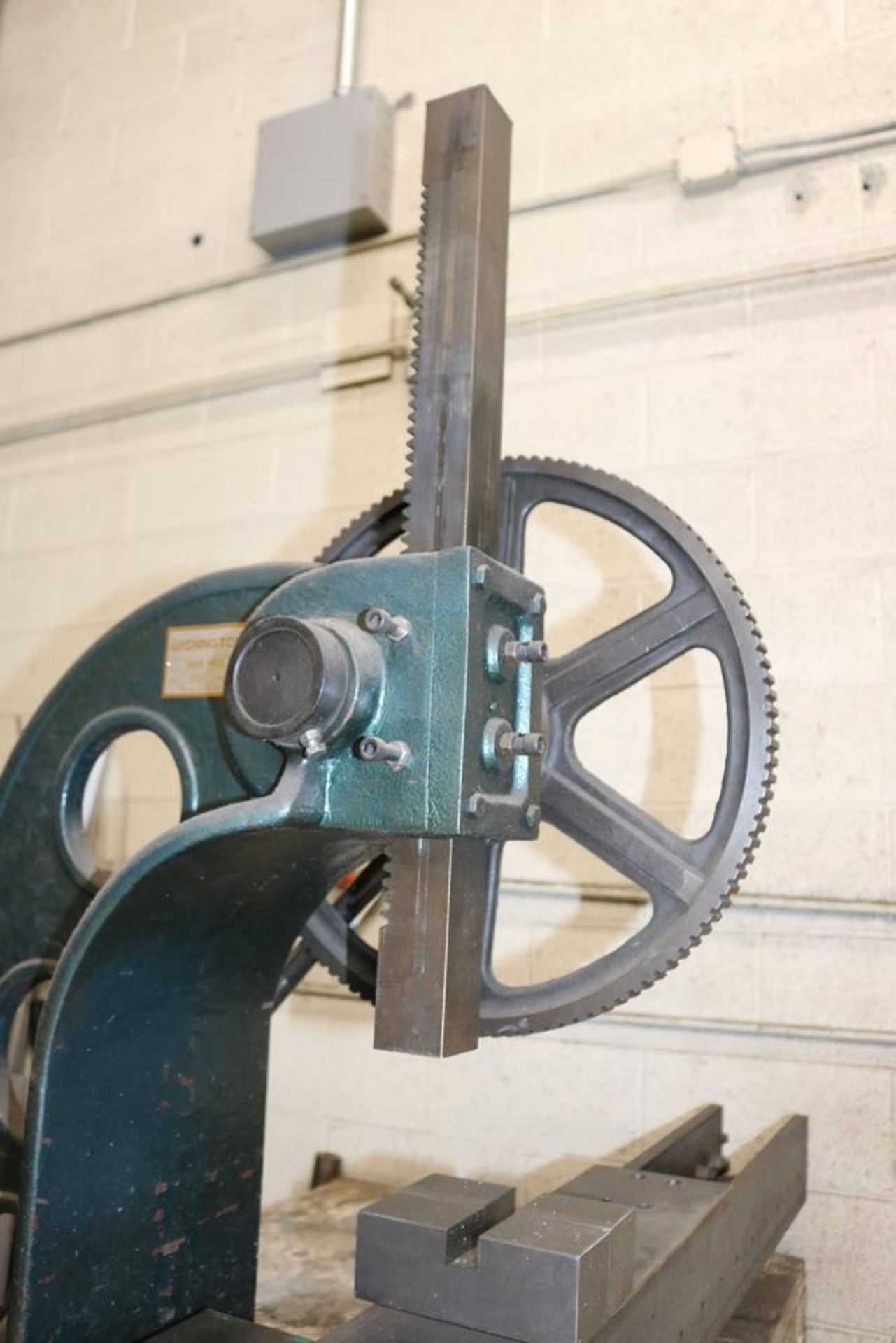 5 Ton Washington Arbor Press with Large Metal Fixture - Image 5 of 9