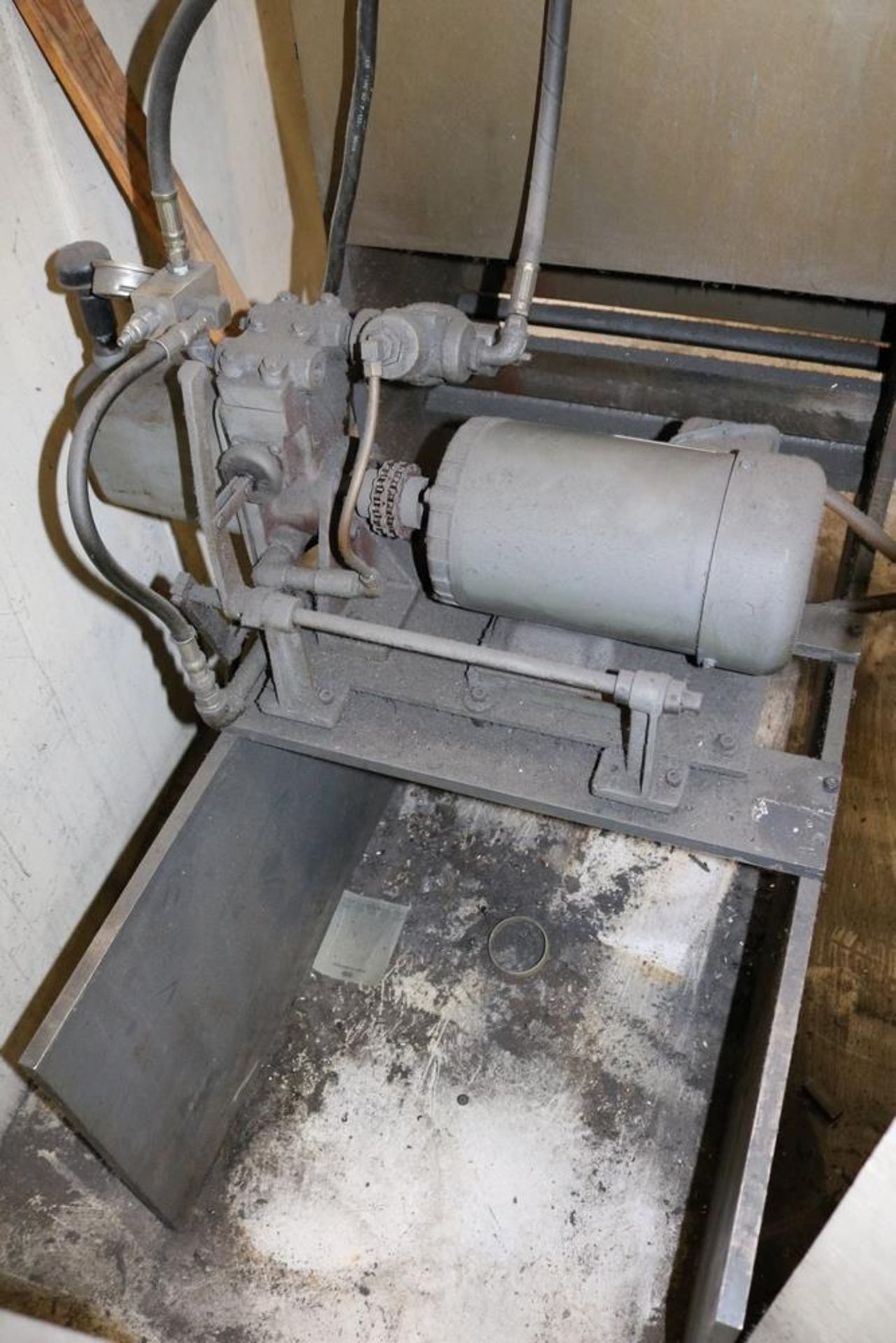 Heavy Duty Hydraulic Arbor Press, Tonnage Unknown, Yates Industries Hydraulic Ram YH 6G-NC, 18 - Image 9 of 9