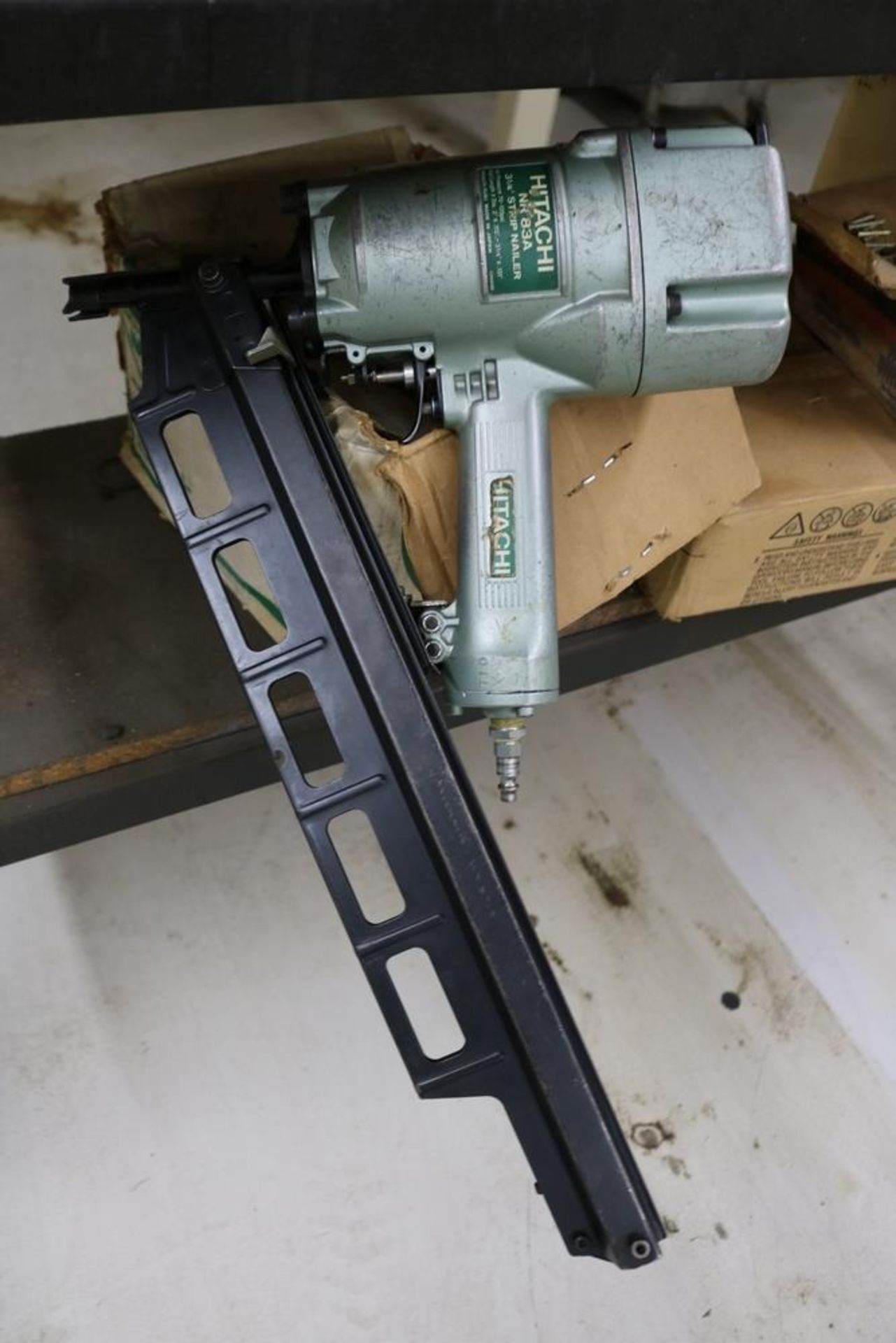 Hitachi NR-83A, 3 1/4" Strip Nailer with Various Nails - Image 2 of 9