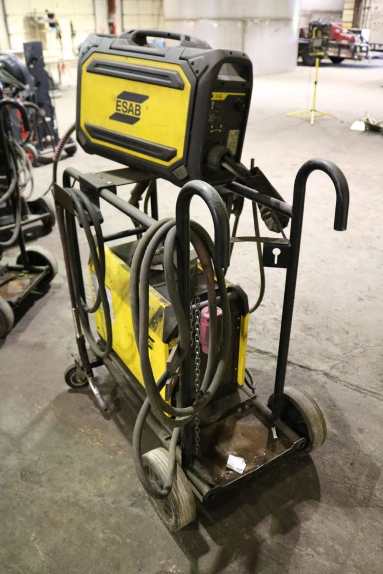 ESAB Warrior 500i Multi Process Welder with Robust Feed Pro Unit - Image 6 of 10