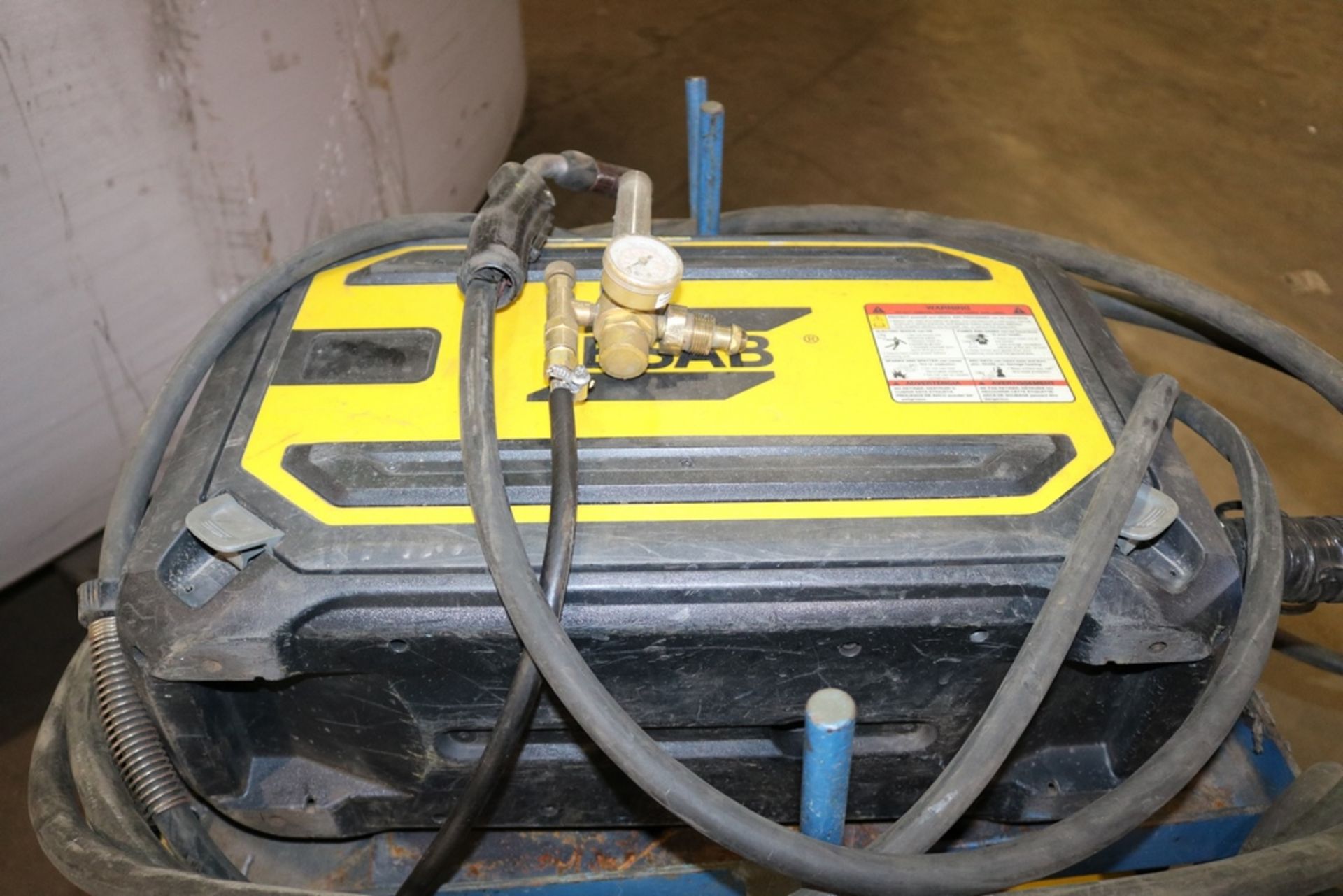 ESAB Warrior 500i Multi Process Welder with Robust Feed Pro Unit - Image 3 of 8