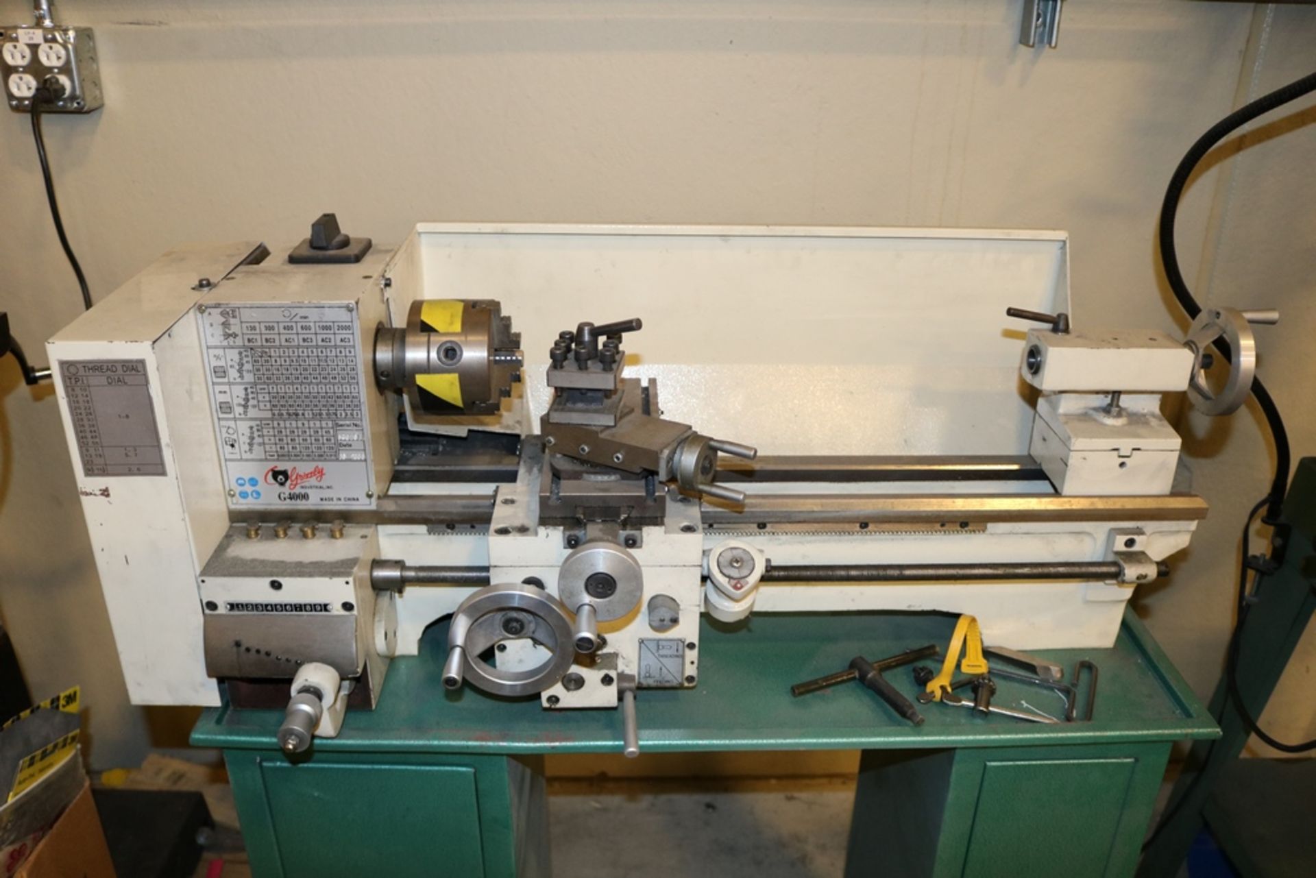 Grizzly Industrial G4000 9" x 19" Bench Lathe on Stand, 3 Jaw & 4Jaw Chuck & Others - Image 2 of 7