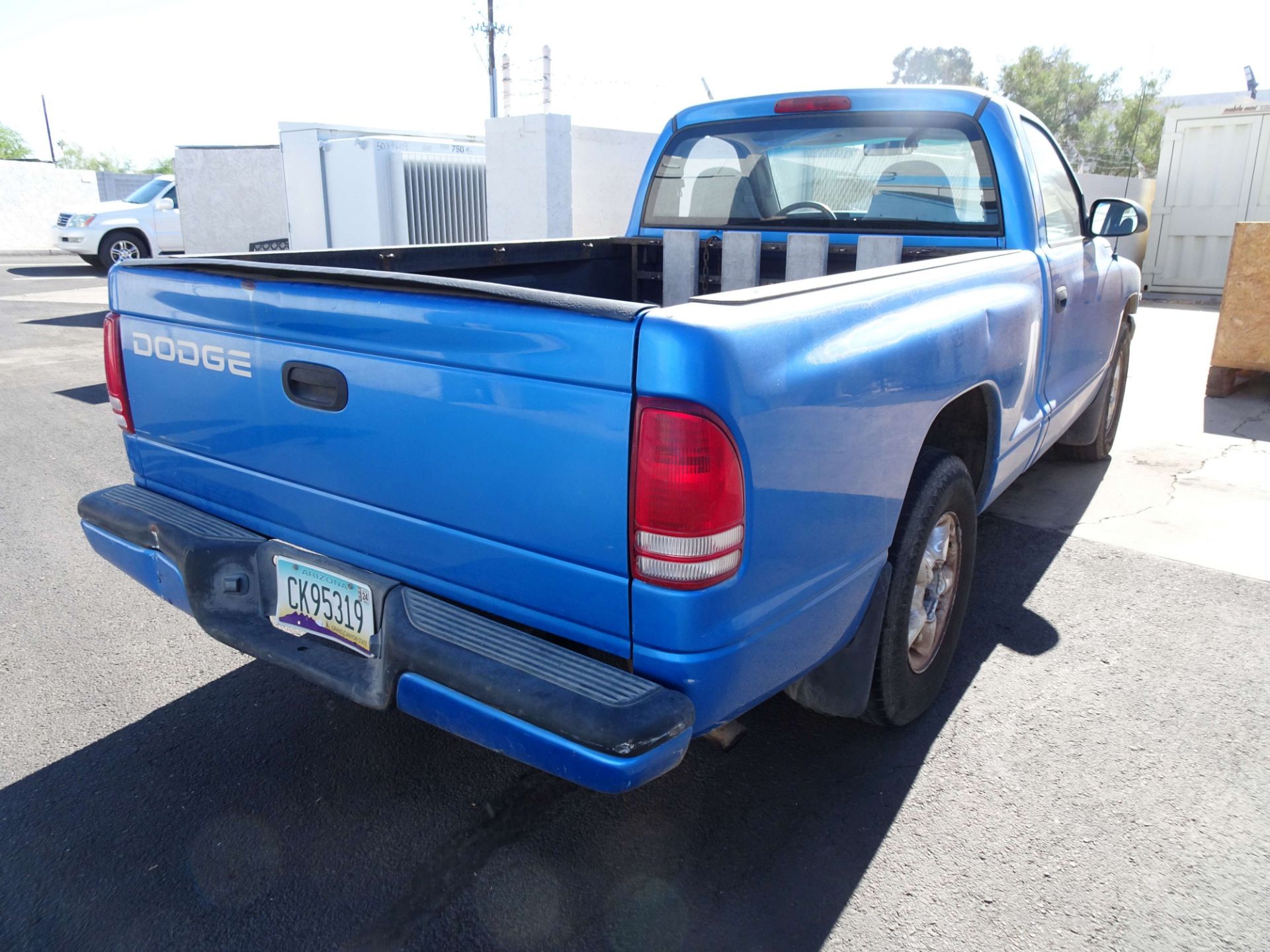 2000 Dodge Dakota Regular Cab Pickup Truck - Image 5 of 11