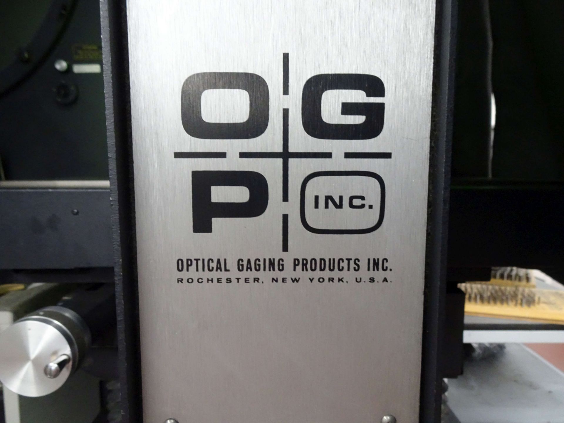 Optical Gaging Products OQ30B 30" Optical Comparator - Image 5 of 13