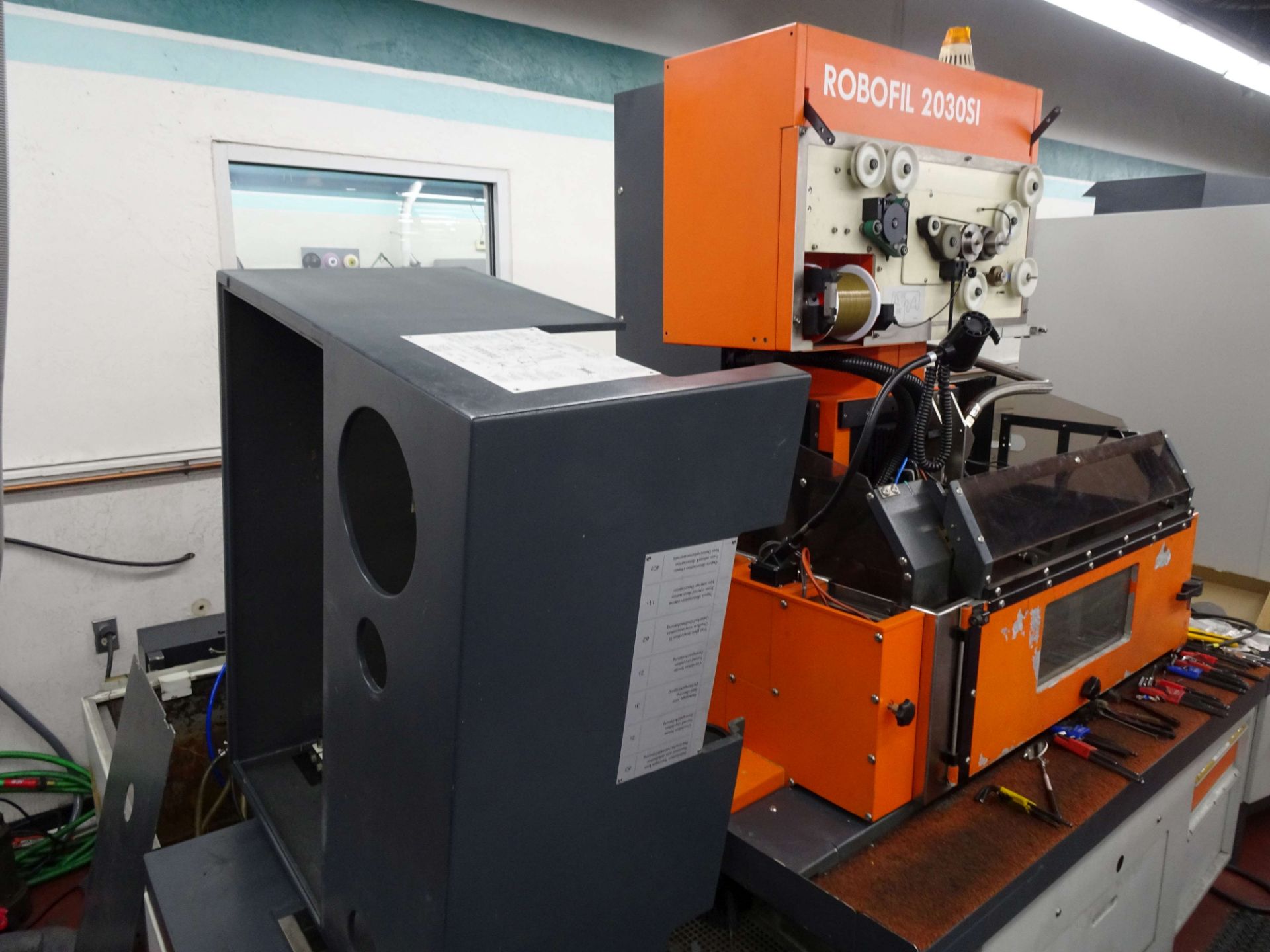 1999 Charmilles Robofil 2030SI CNC Wire EDM - Image 6 of 13