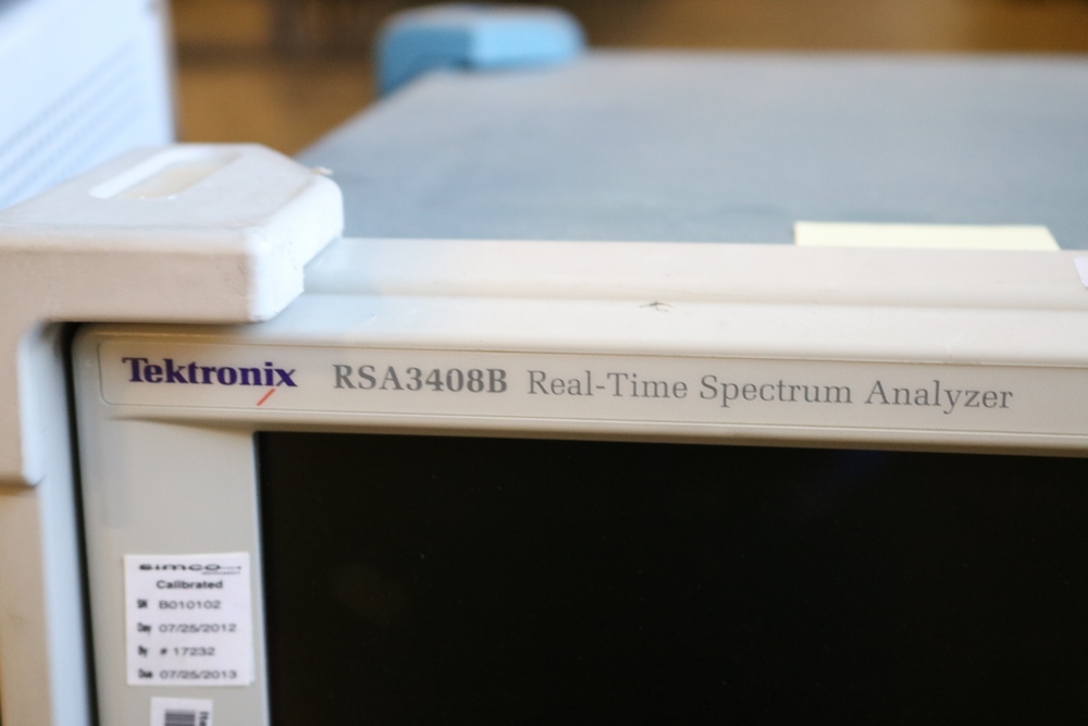 Tektronix RSA3408B Real Time Spectrum Analyzer