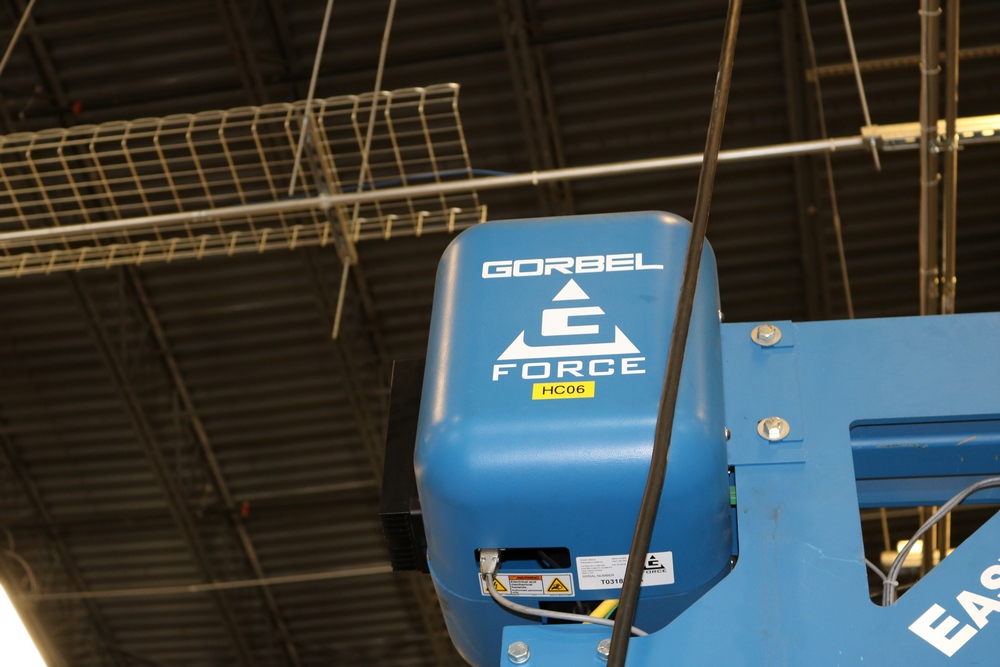 Gorbel GFOrce Electric Easy Arm Swivel Lift 150 lb Capacity W/ Battery ...