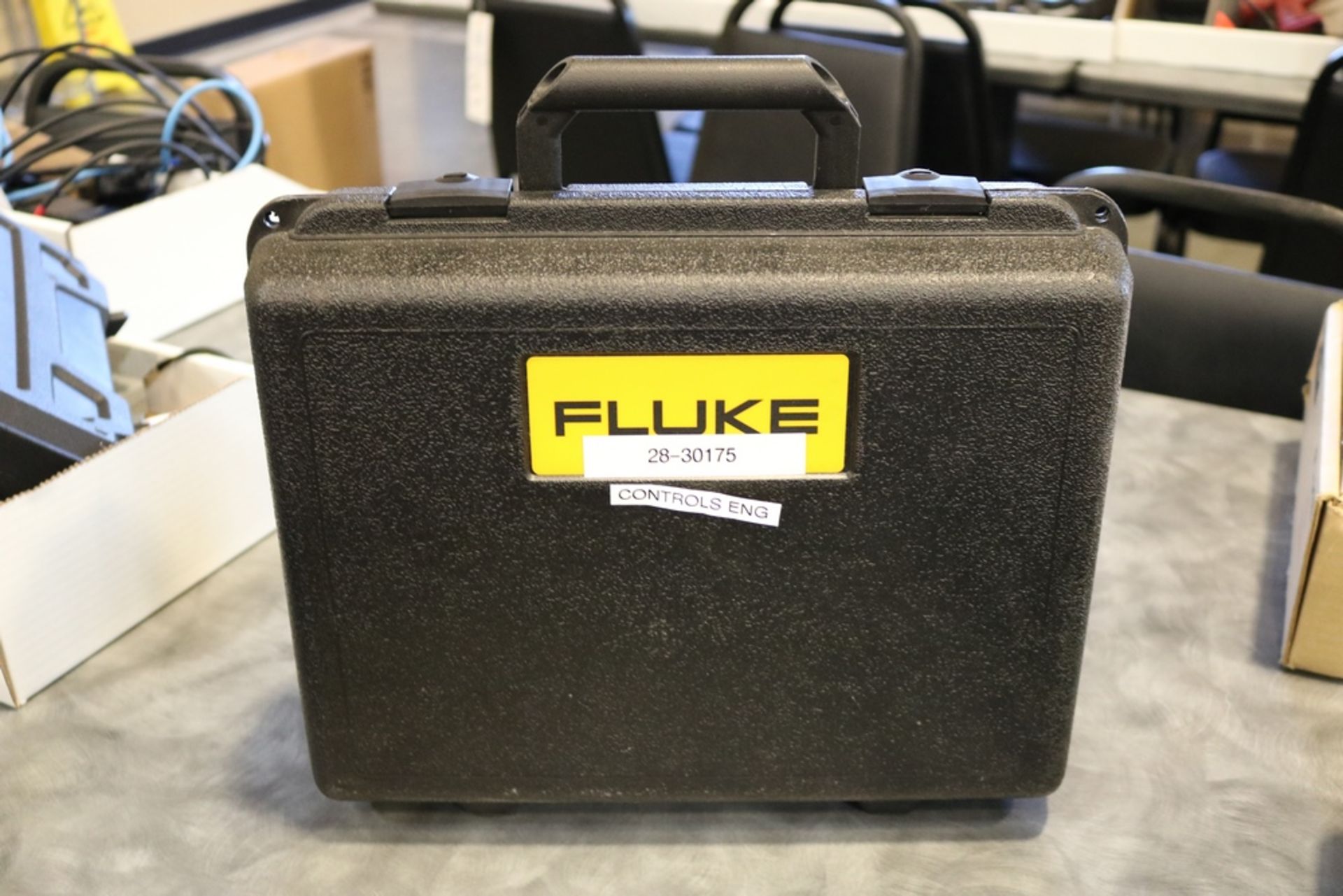 Fluke 1587 FC Insulation Multimeter in Case