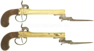 Paar Perkussionsreisepistolen mit Springbajonett, belgisch, Kal. 14mm
