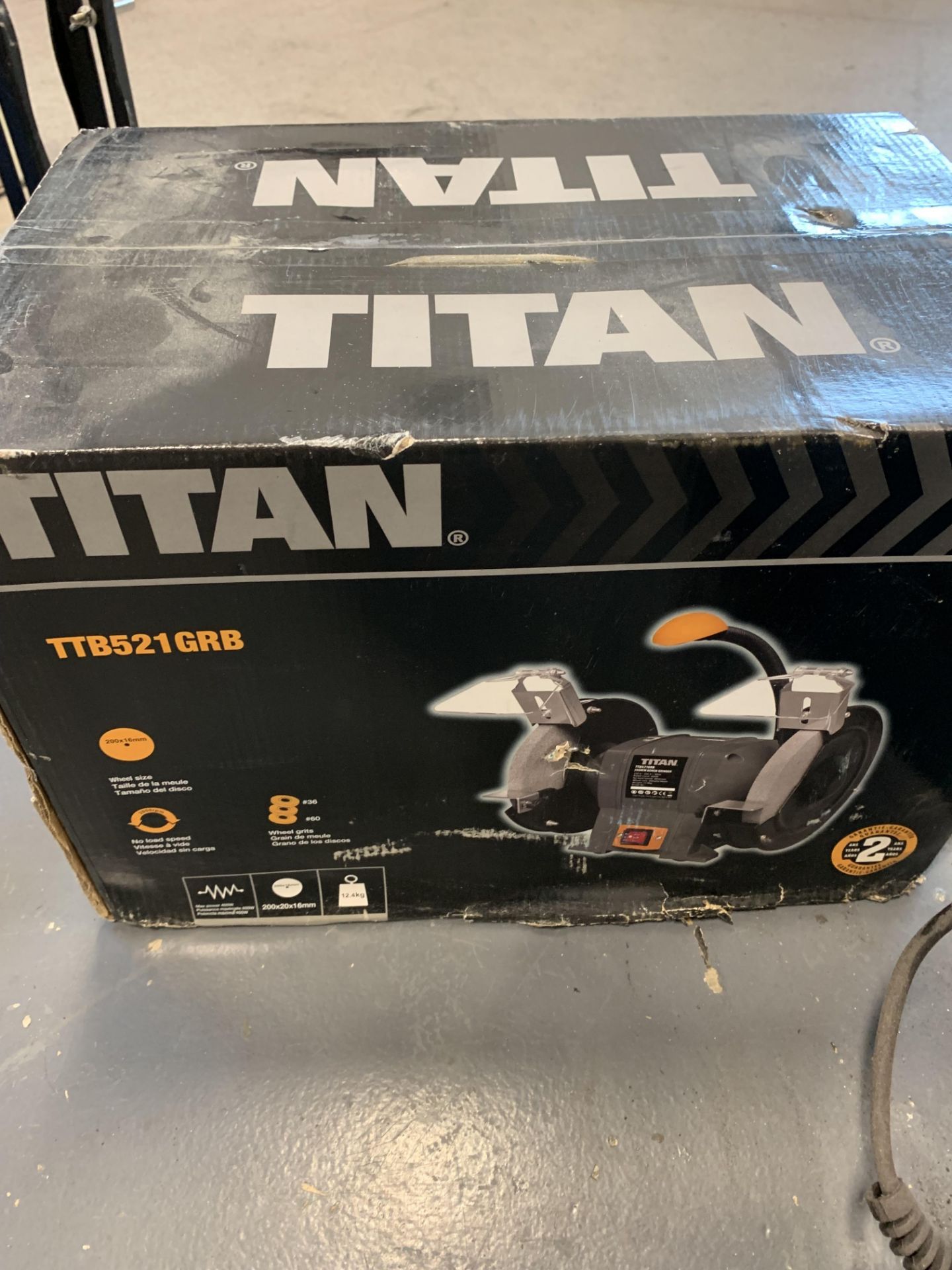 Titan TTB521GRB Grinder, Clarke Woodworker belt & disc sander & Evolution Chop Saw - Image 2 of 4