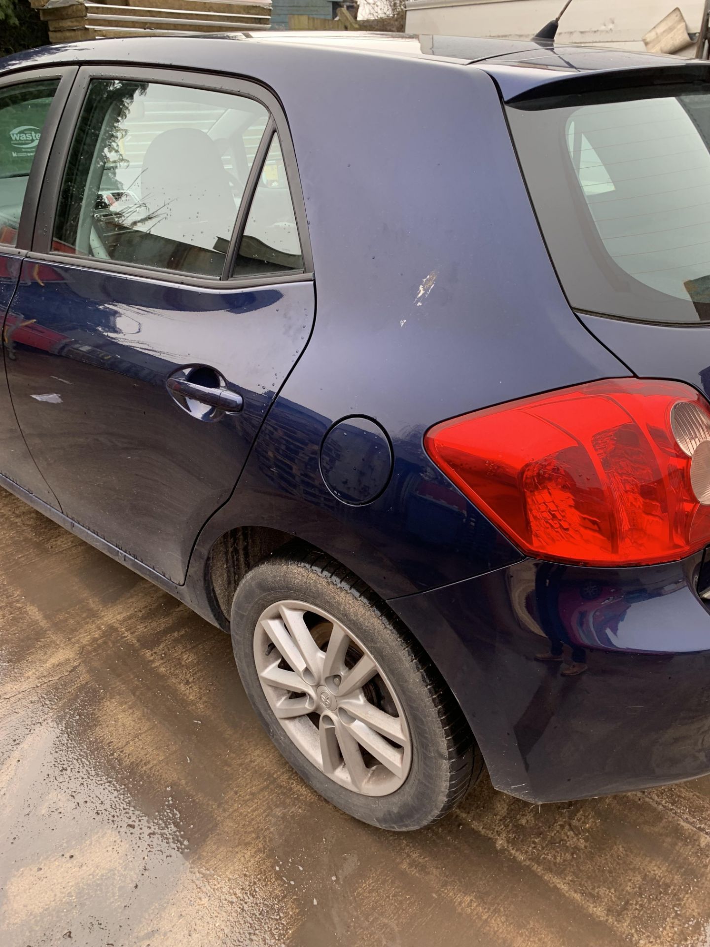 Toyota Auris Diesel ND58 WJA MOT expires 7/11/23 - Image 10 of 12