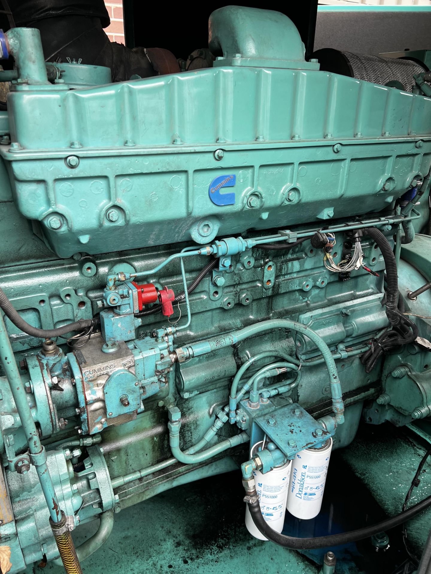 Cummins 400kVA Diesel Generator C400D5 year 2008 with Diesel Tank - Image 5 of 18