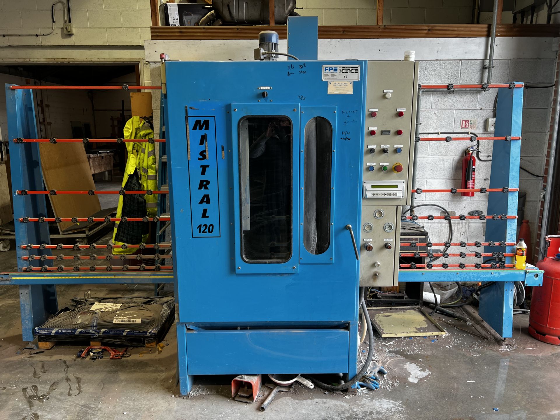 FP Fratelli Pezza Mistral 120 Vertical Sandblasting Unit