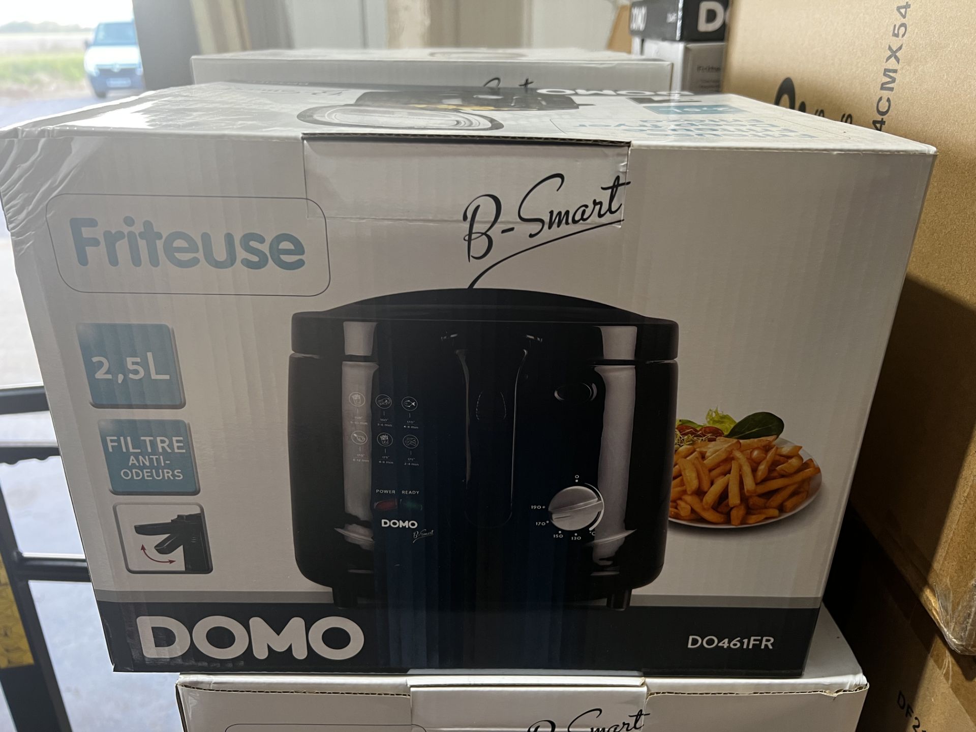 DOMO Deep fryer 2,5L - ABS Black - B Smart RRP £ 65