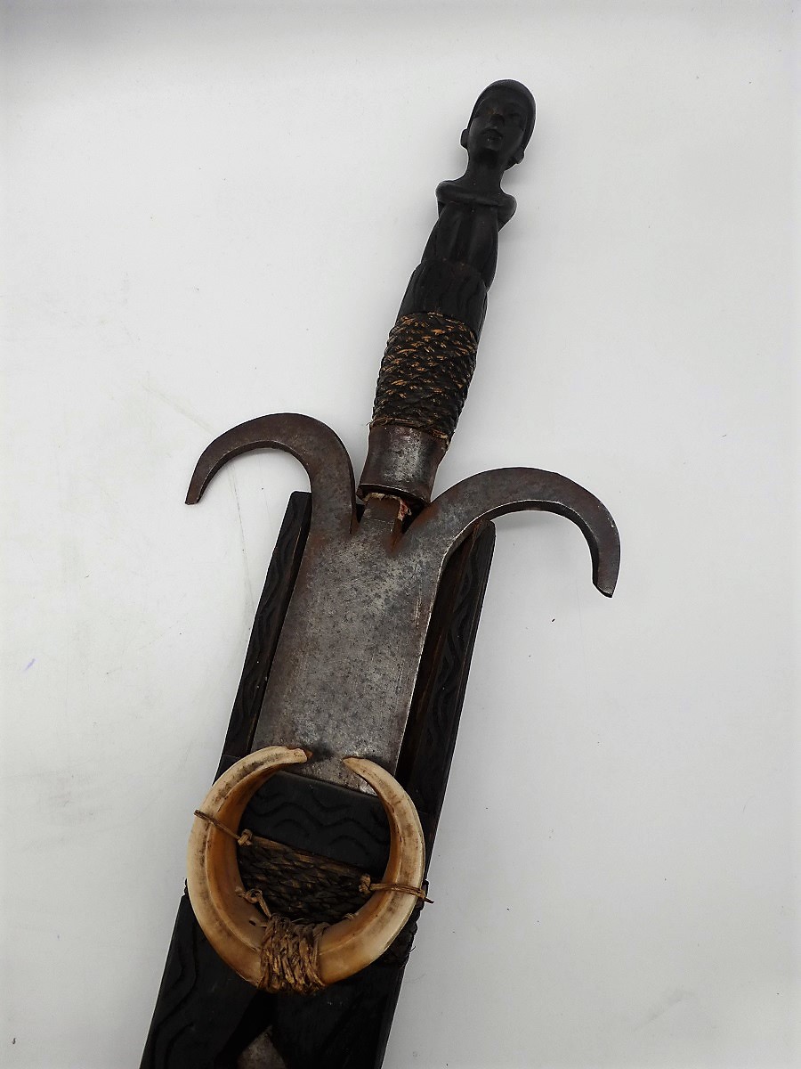 Schwert mit Holzscheide / Afrika - Image 2 of 3