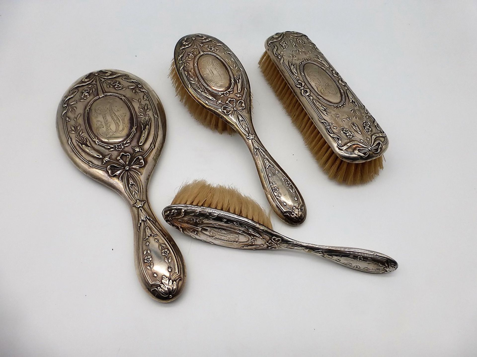 Jugendstil Toilettengarnitur / Silber