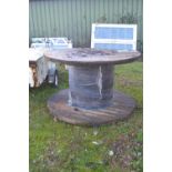 Large cable drum, height 104cm, width 180cm