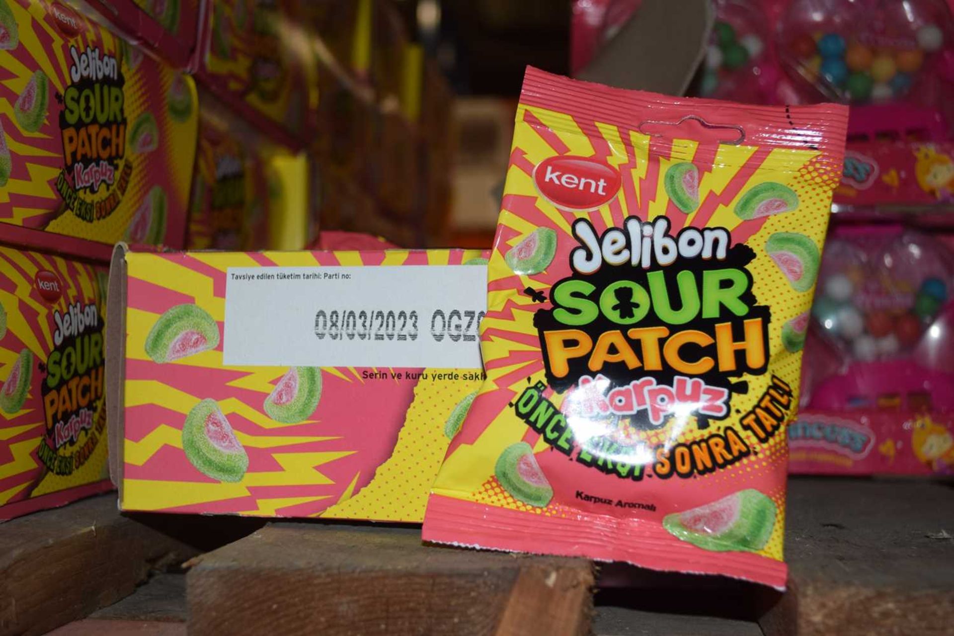 Approx twenty one boxes of Jelly Bon Sour Patch sweets, each box containing approx 14 packets - Image 3 of 4